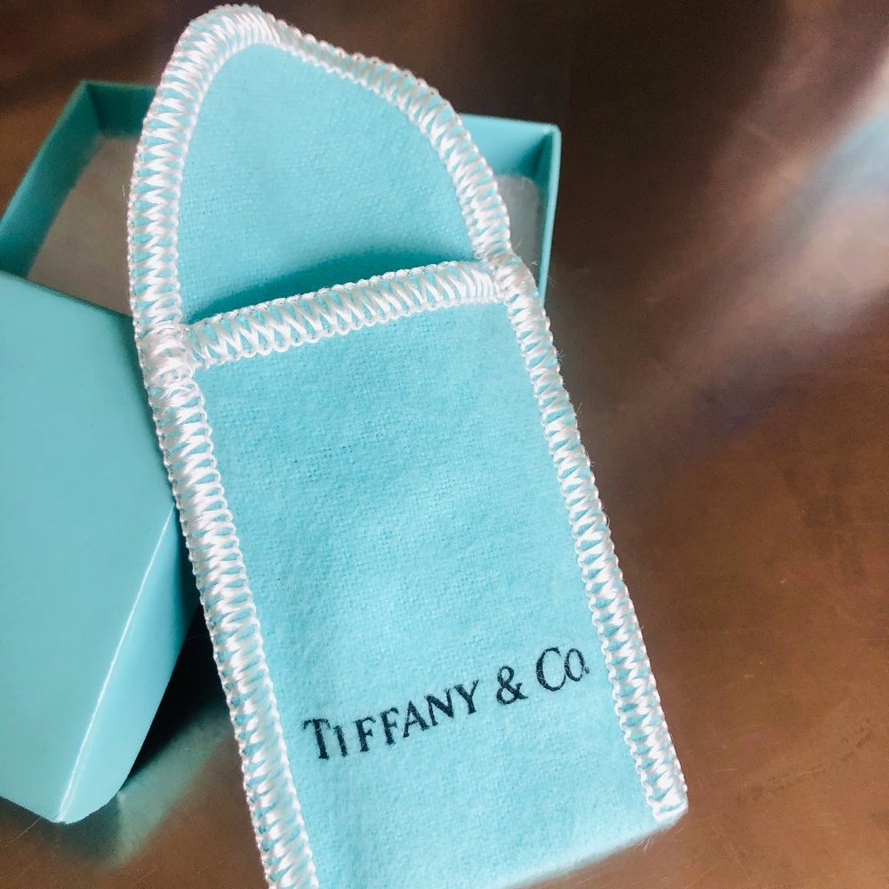 TIffany & Co. Box & Dustbag - Picture 2 of 4